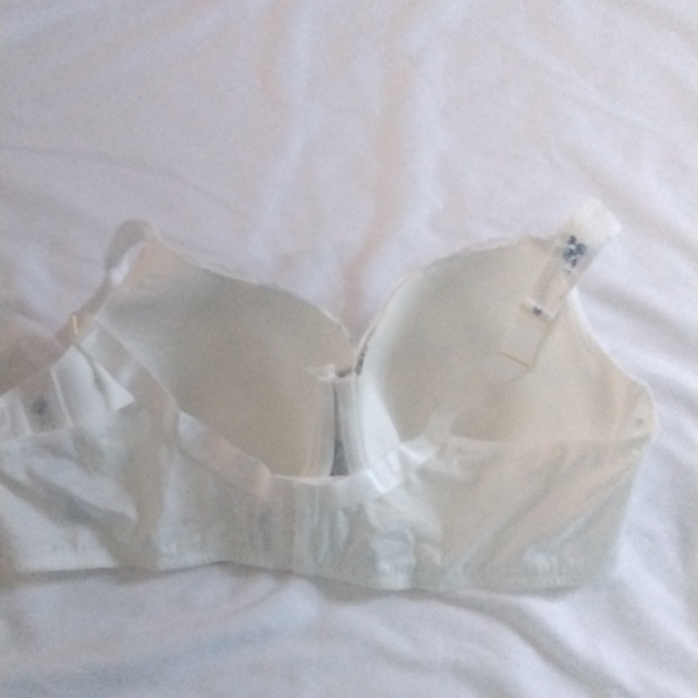 NWT Avenue Balconette Bra Sz48D - Picture 5 of 6